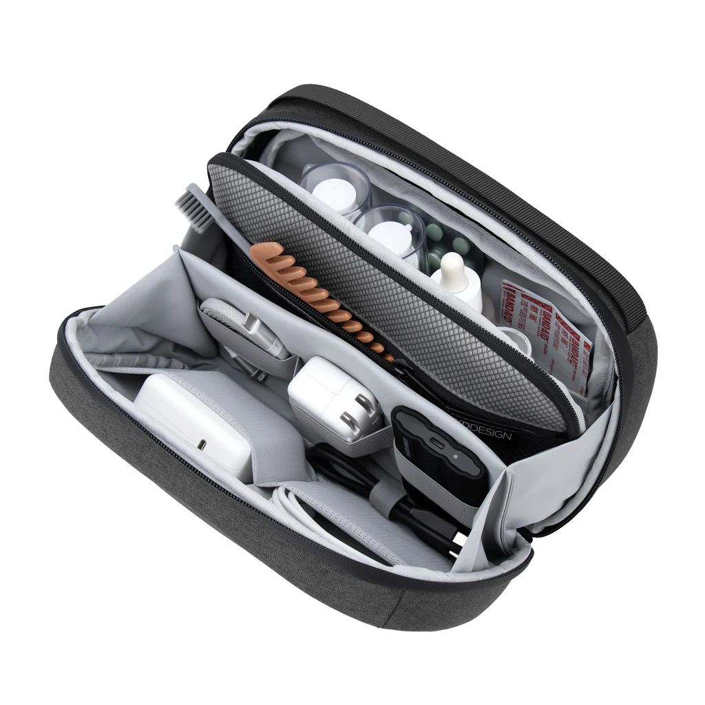 First Class All-in-One Travel Case