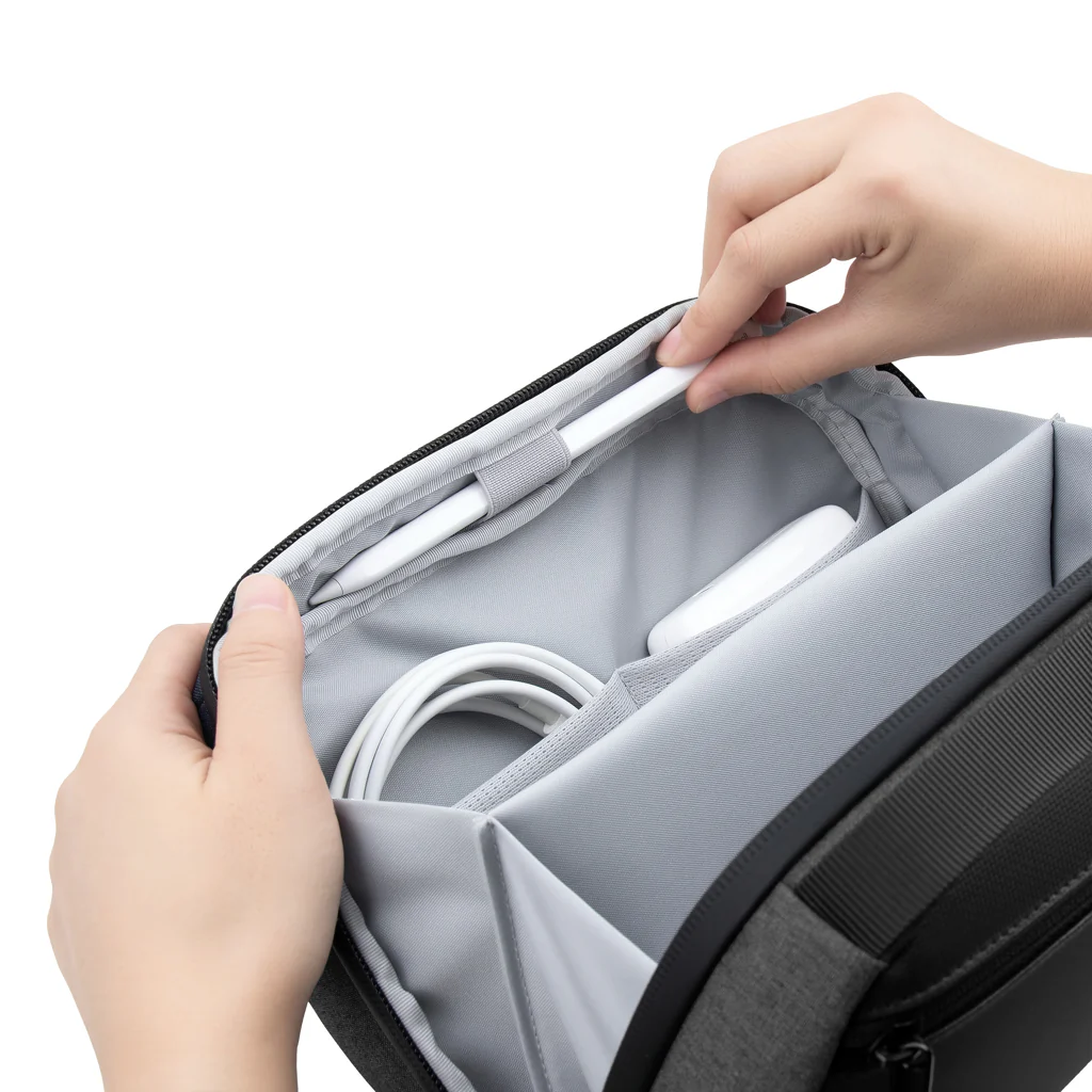 First Class All-in-One Travel Case - Image 11