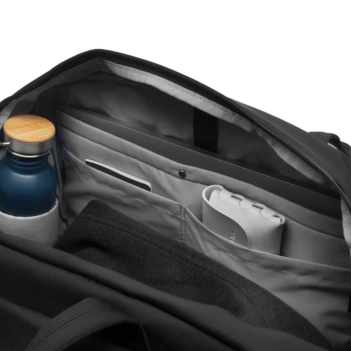 Urban Weekend Bag - Image 4